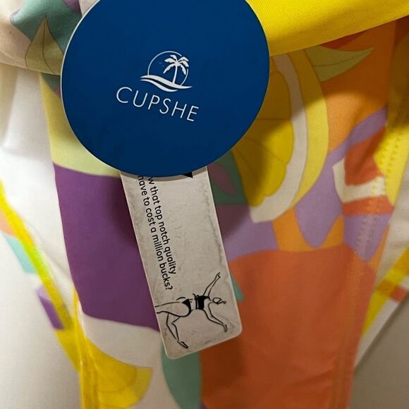 NWT Cupshe Luminescent Belted O Ring Square Neck One Piece Swimsuit Sz M - Picture 9 of 10